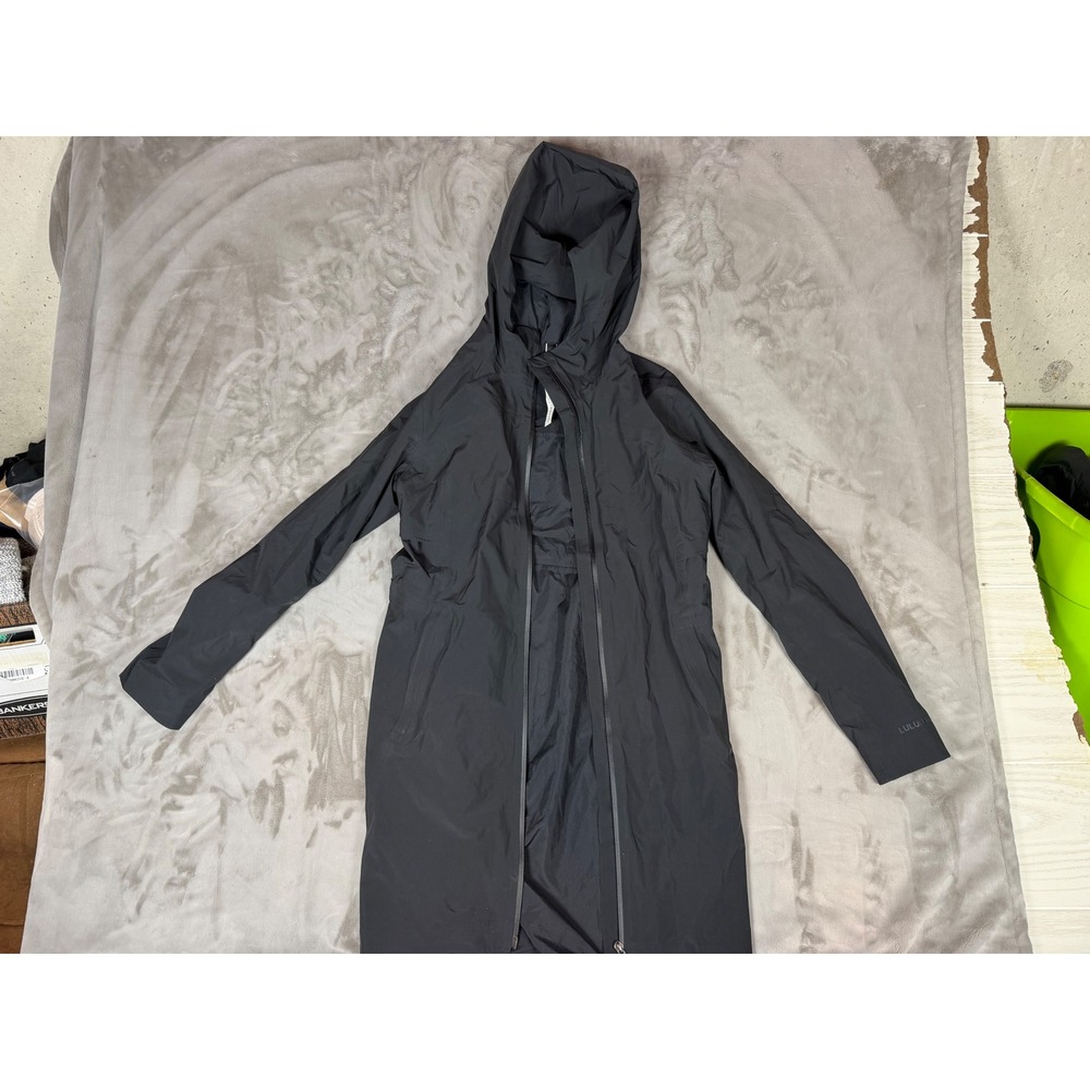 Lululemon Womens Rain Jacket Black Long Hooded Waterproof Coat Size 6